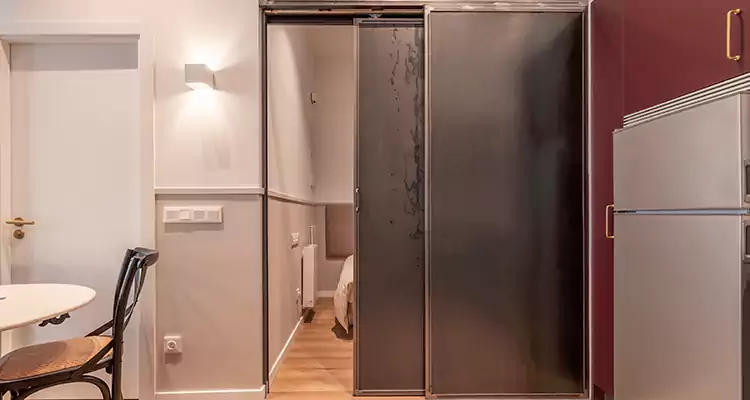 We Fix Closet Sliding Door in Citrus Park, FL