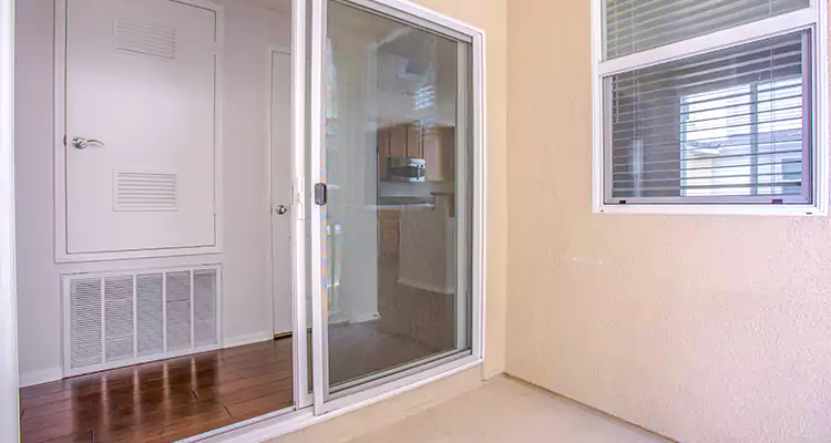 Sliding Screen Door Track Repair in Citrus Park, FL