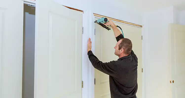 Top Rated Door Fixing ServiceFixing Garage Door Track in Citrus Park, FL