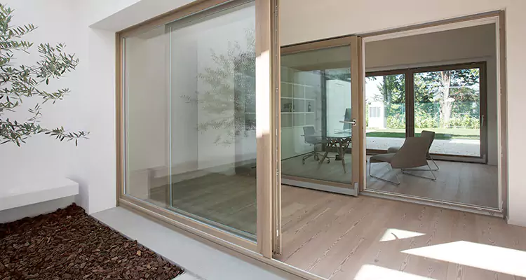 Sliding Screen Door Bottom Track Replacement in Citrus Park, FL